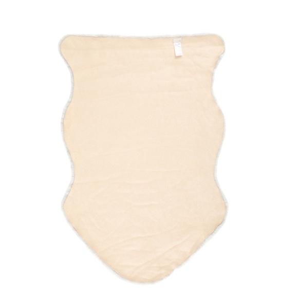 🌸SUMMER & ROSE - FAUX FUR RUG🌸 - Picture 3 of 4